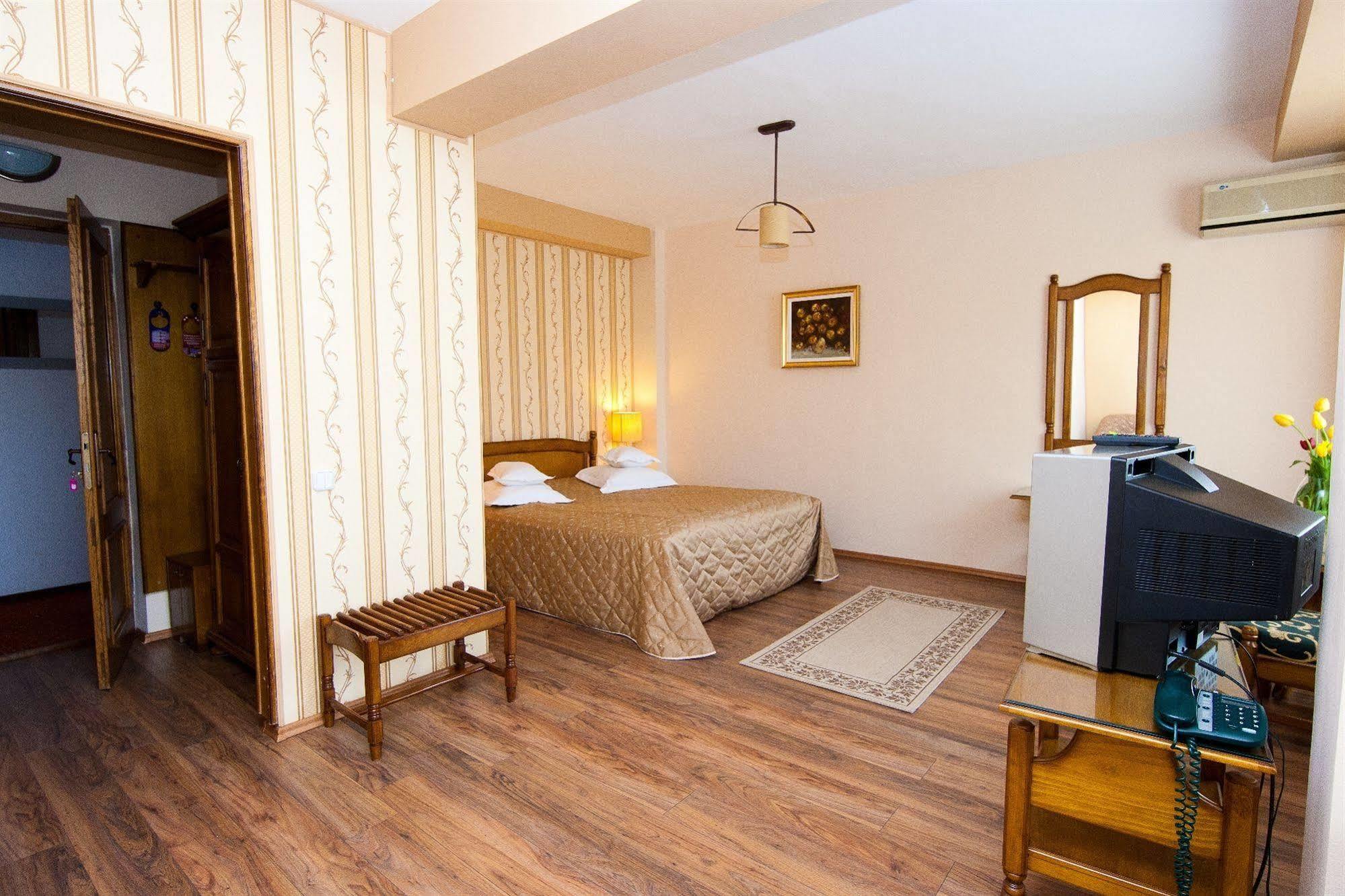 Hotel Onix Cluj-Napoca Exterior photo